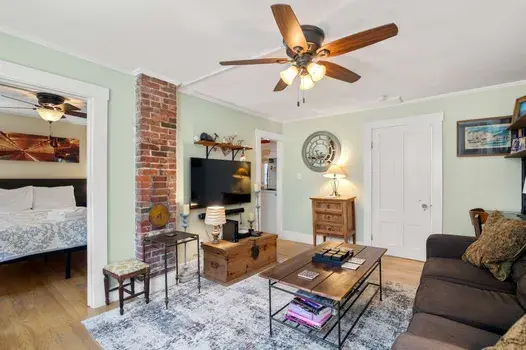 Photo of Del Mar #11106 - Steps to Commercial St Walk to Beach!