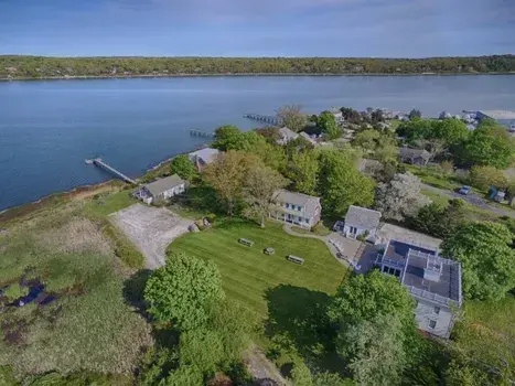 Photo of Del Mar #14480 - Newly updated spacious steps to water!