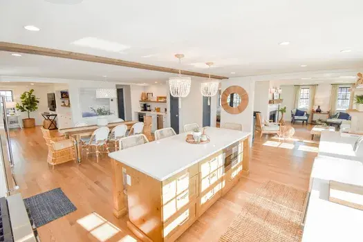 Photo of Del Mar #17713 - Gorgeous Home 2 Min Walk to Beach!