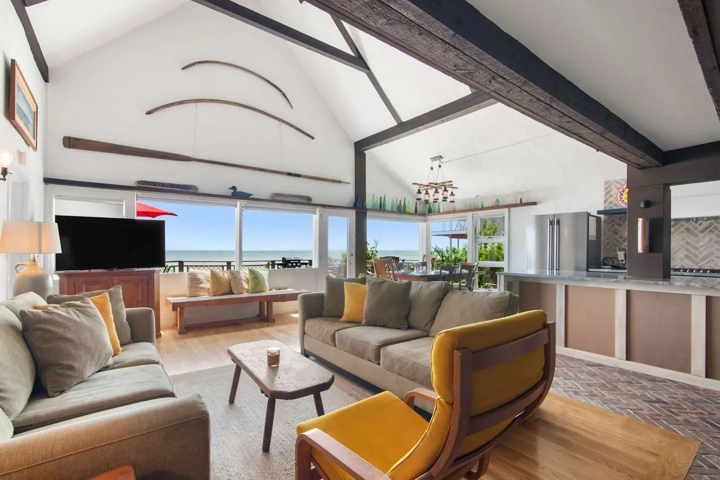 Photo 5 of Del Mar #11105 - Beachfront on Commercial St w/ Water Views!