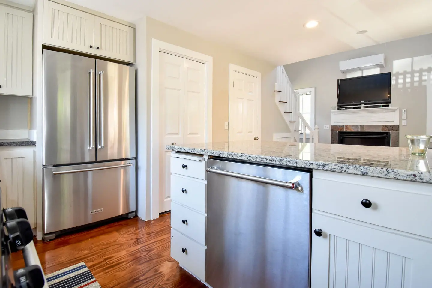 Photo 9 of Del Mar #11108 - 4 min Walk to Commercial Street and Beach!