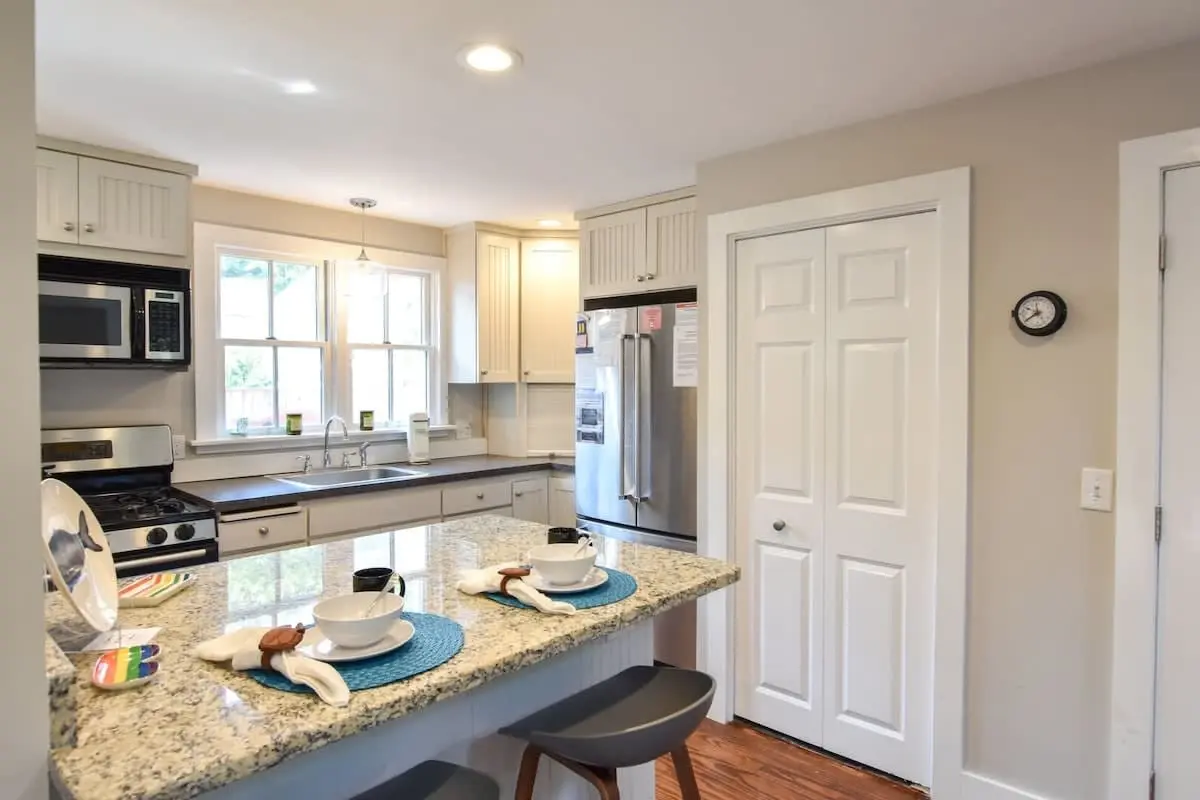 Photo 9 of Del Mar #11108 - 4 min Walk to Commercial Street and Beach!