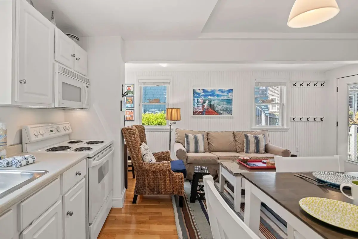 Photo 4 of Del Mar #11117 - Private Deck, Parking, Walk to Town!