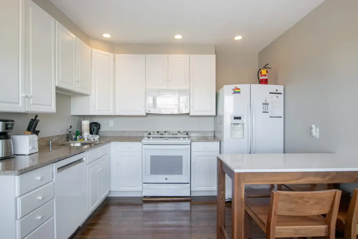 Photo 9 of Del Mar #11159 - Renovated Oceanfront Penthouse!