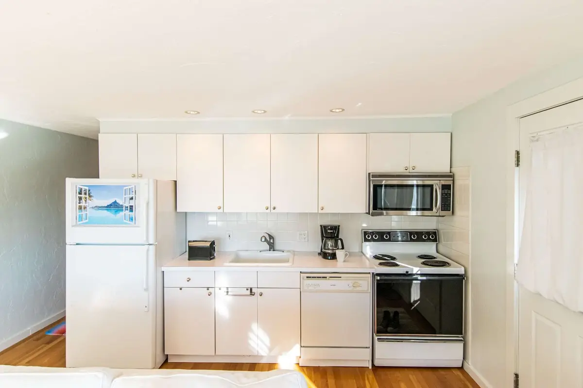 Photo 5 of Del Mar #11160 - East End Condo Across from Assoc Beach!