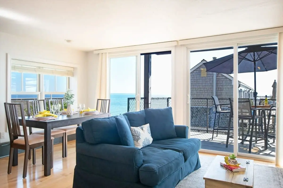 Photo 5 of Del Mar #11164 - Gorgeous water views in the center of town!