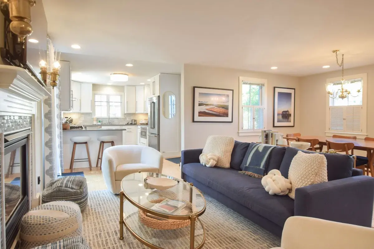 Photo 7 of Del Mar #11171 - Private deck, walk to Commercial Street!