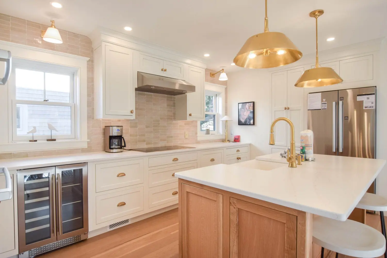 Photo 3 of Del Mar #11172 - Short walk to Provincetown shopping!