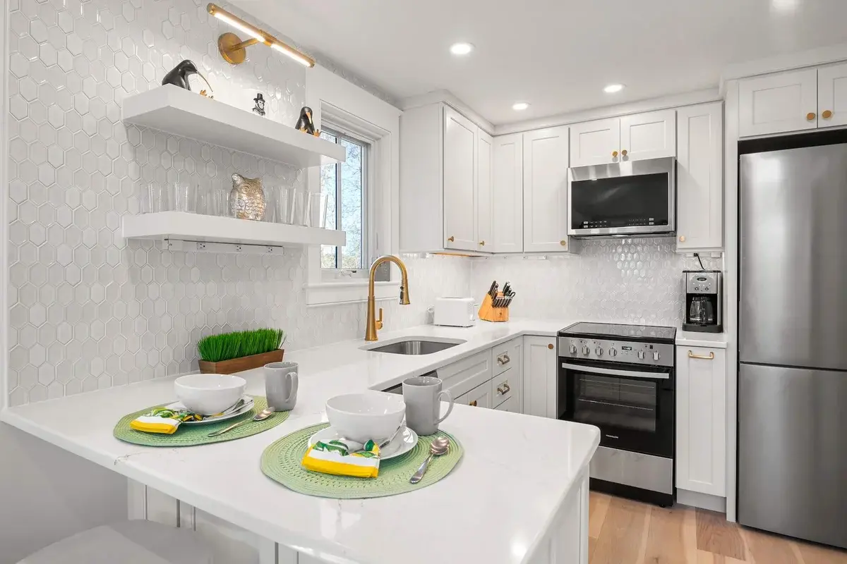 Photo 6 of Del Mar #11173 - Walk to Beach, Shopping, and Dining!