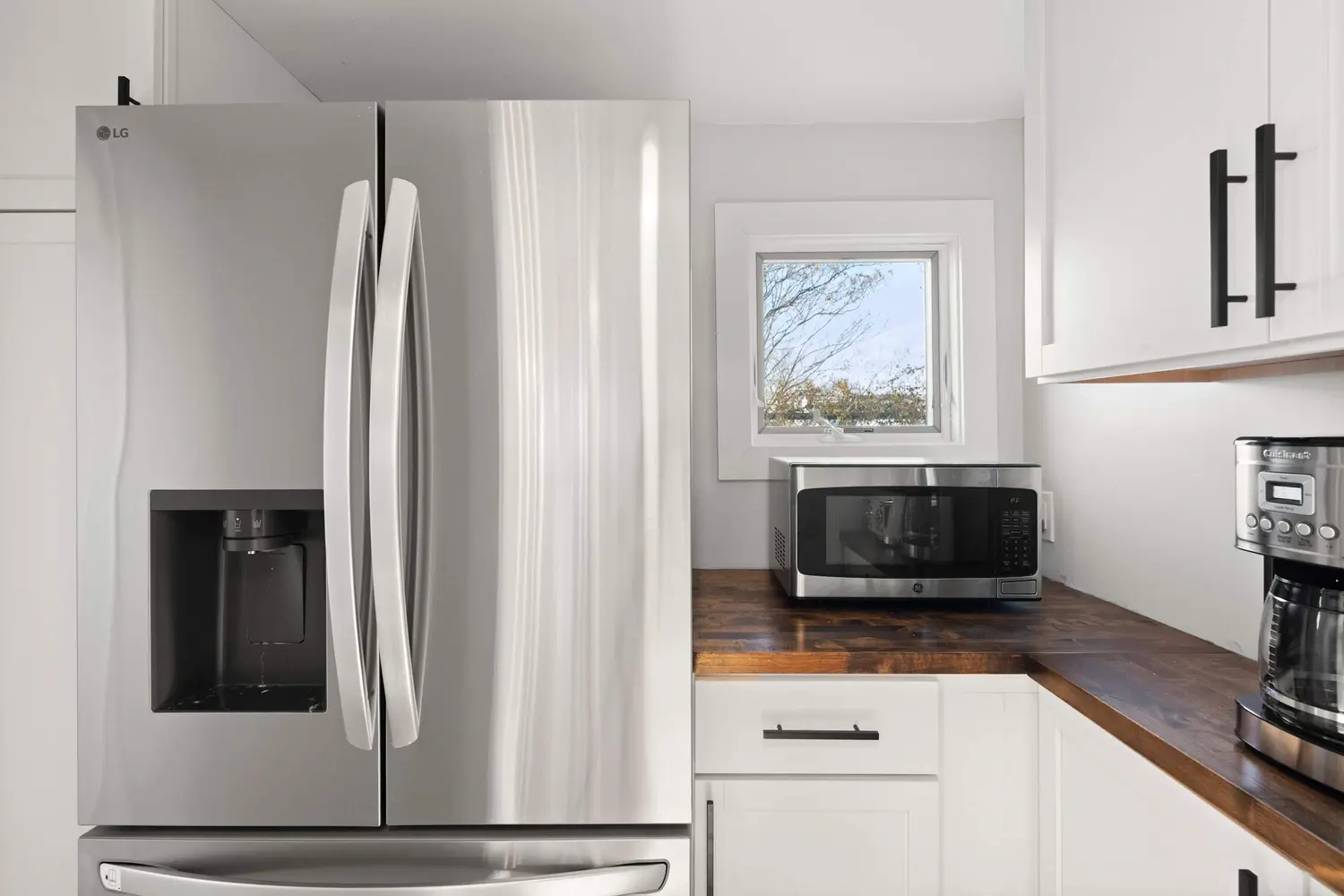 Photo 8 of Del Mar #11178 - Unique Architectural Home, Walk to town and beach!