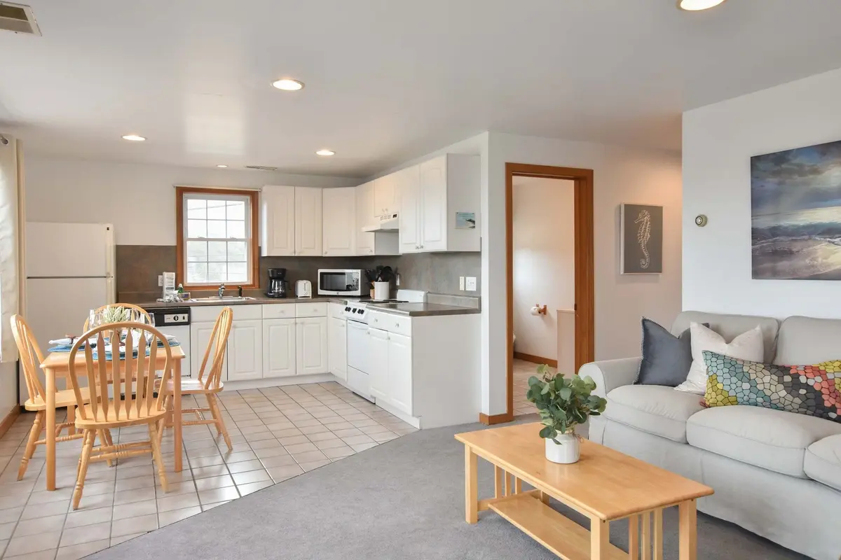 Photo 5 of Del Mar #12218 - Views of Bay Access to Private Beach!