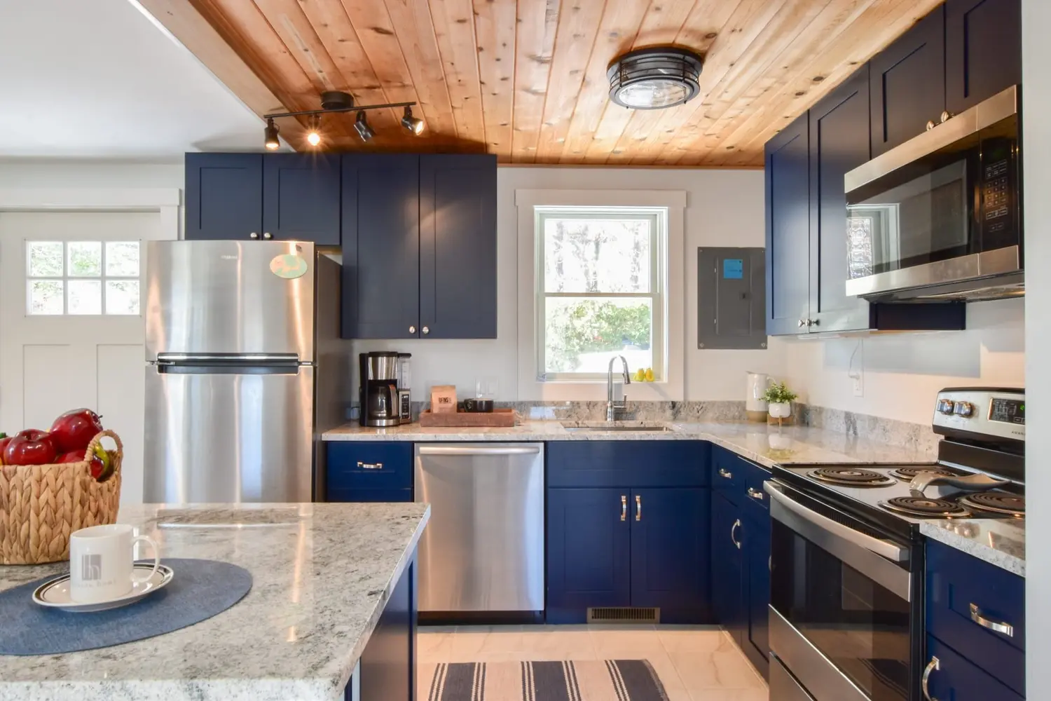 Photo 4 of Del Mar #12227 - 5 Min. Drive to Fisher Beach and Pamet Harbor!