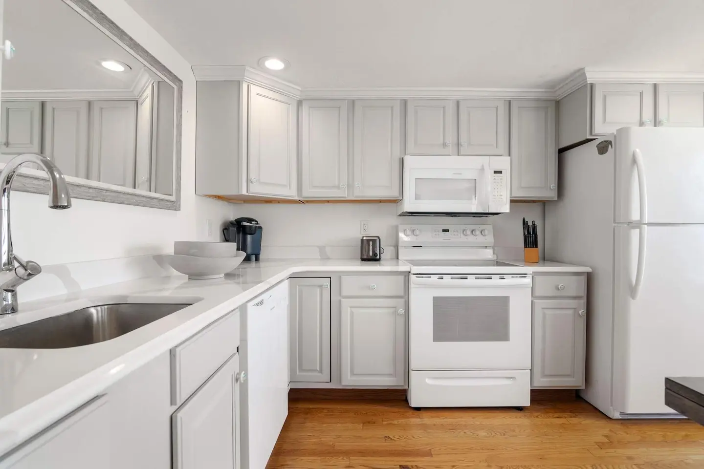 Photo 8 of Del Mar #12231 - Beachfront with Stunning Views!