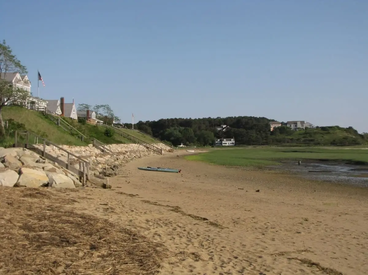 Photo 2 of Del Mar #13309 - On the bay in Wellfleet - walk to water!