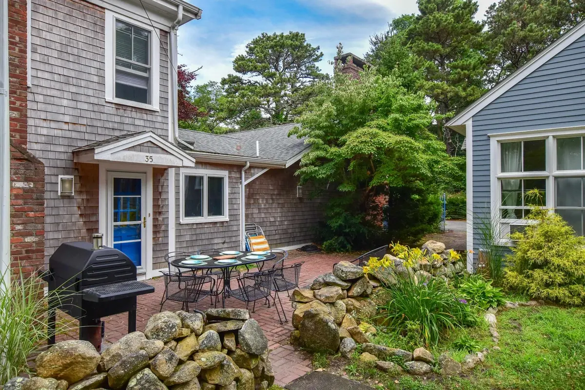 Photo 2 of Del Mar #13319 - Family Compound walk to Downtown!