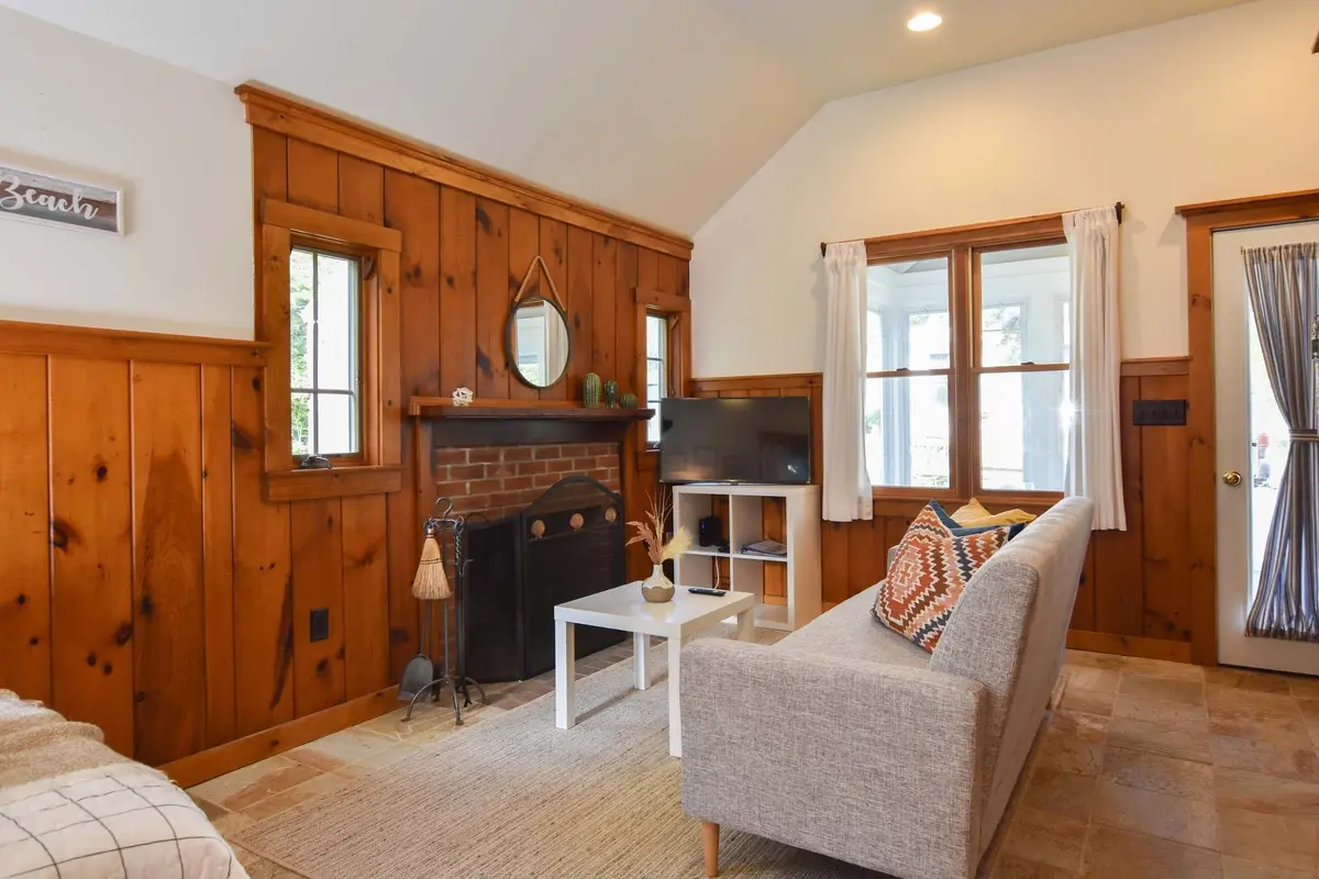 Photo 6 of Del Mar #13340 - Walk 1/10 Mile to Lecount Hollow Beach!