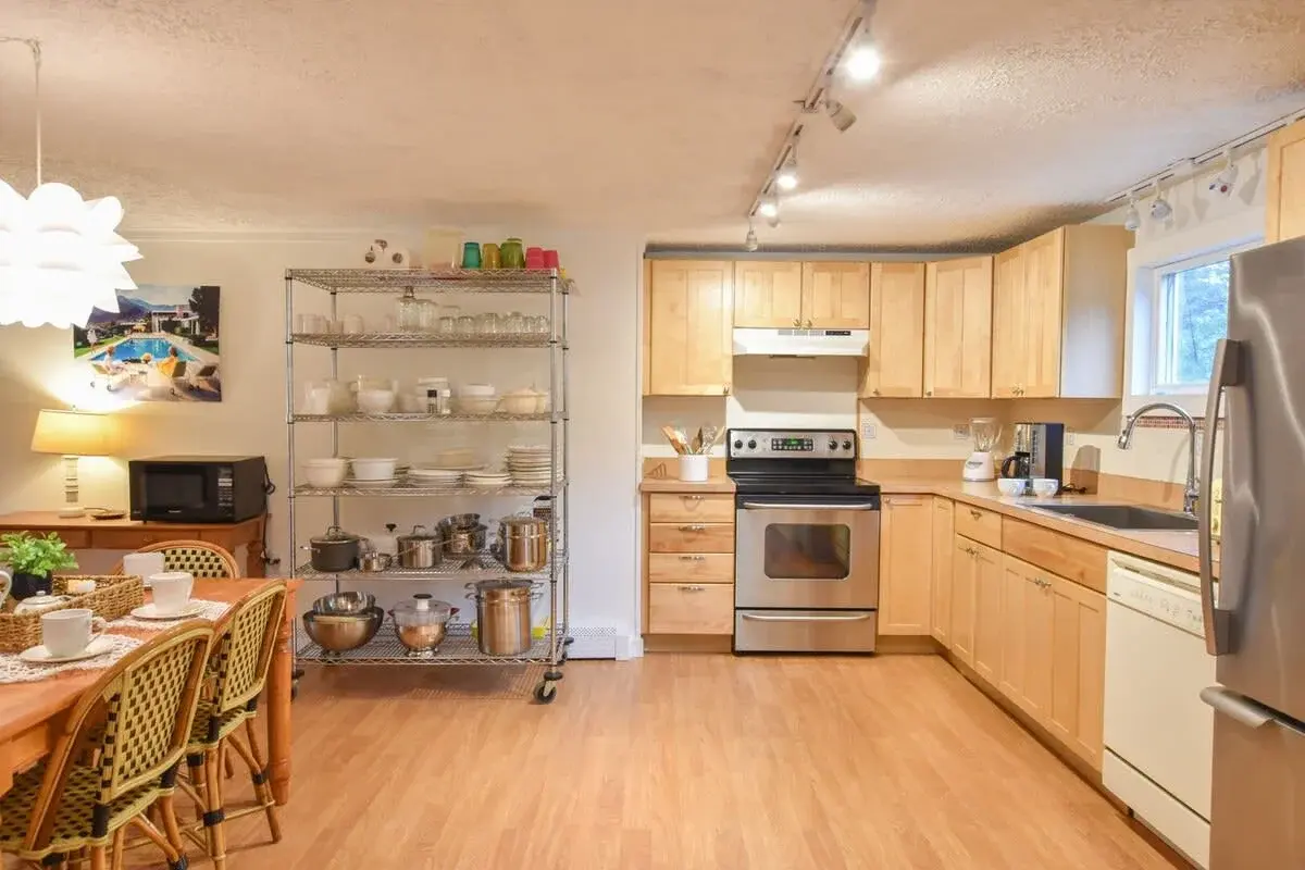 Photo 4 of Del Mar #13358 - Short Walk to Long Pond Swimming Beach!