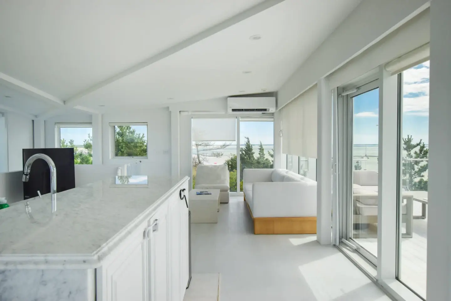 Photo 10 of Del Mar #13374 - Waterfront, Hot Tub, Sauna, Private Beach!