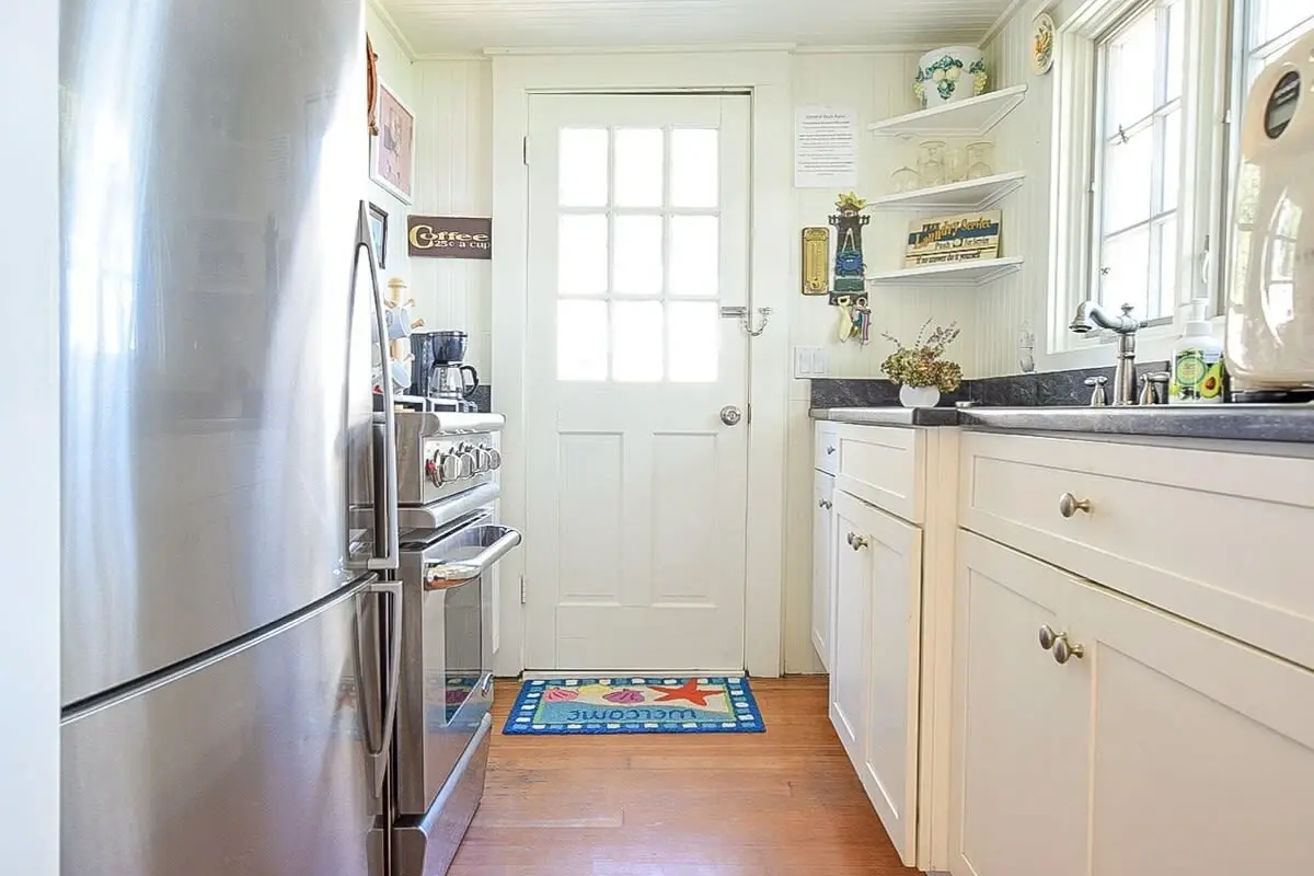 Photo 9 of Del Mar #14416 - Fish or boat directly off our shared dock!