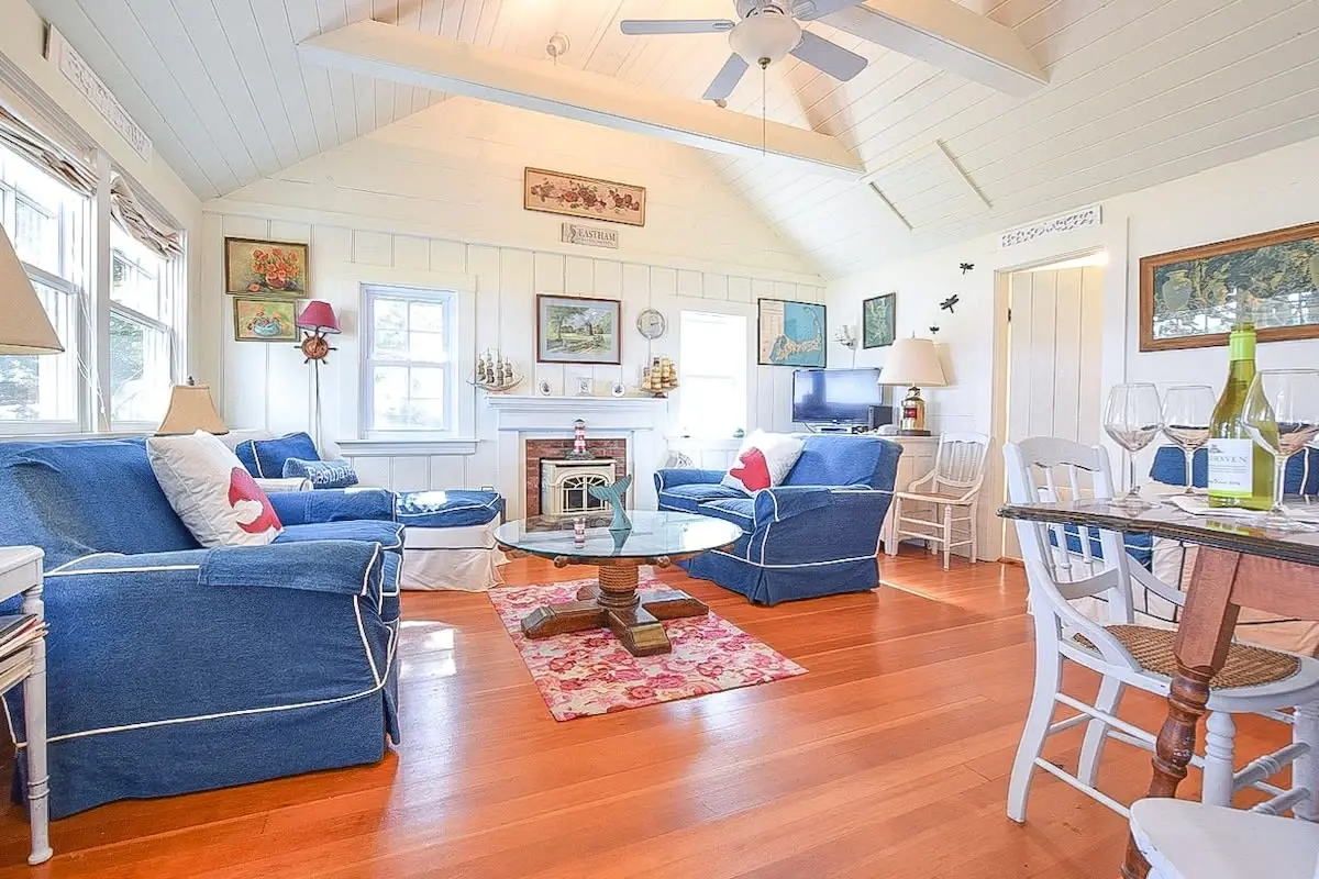 Photo 4 of Del Mar #14416 - Fish or boat directly off our shared dock!