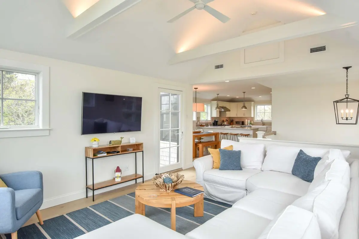 Photo 7 of Del Mar #14424 - Gorgeous Architectural Home w/ Water Views!