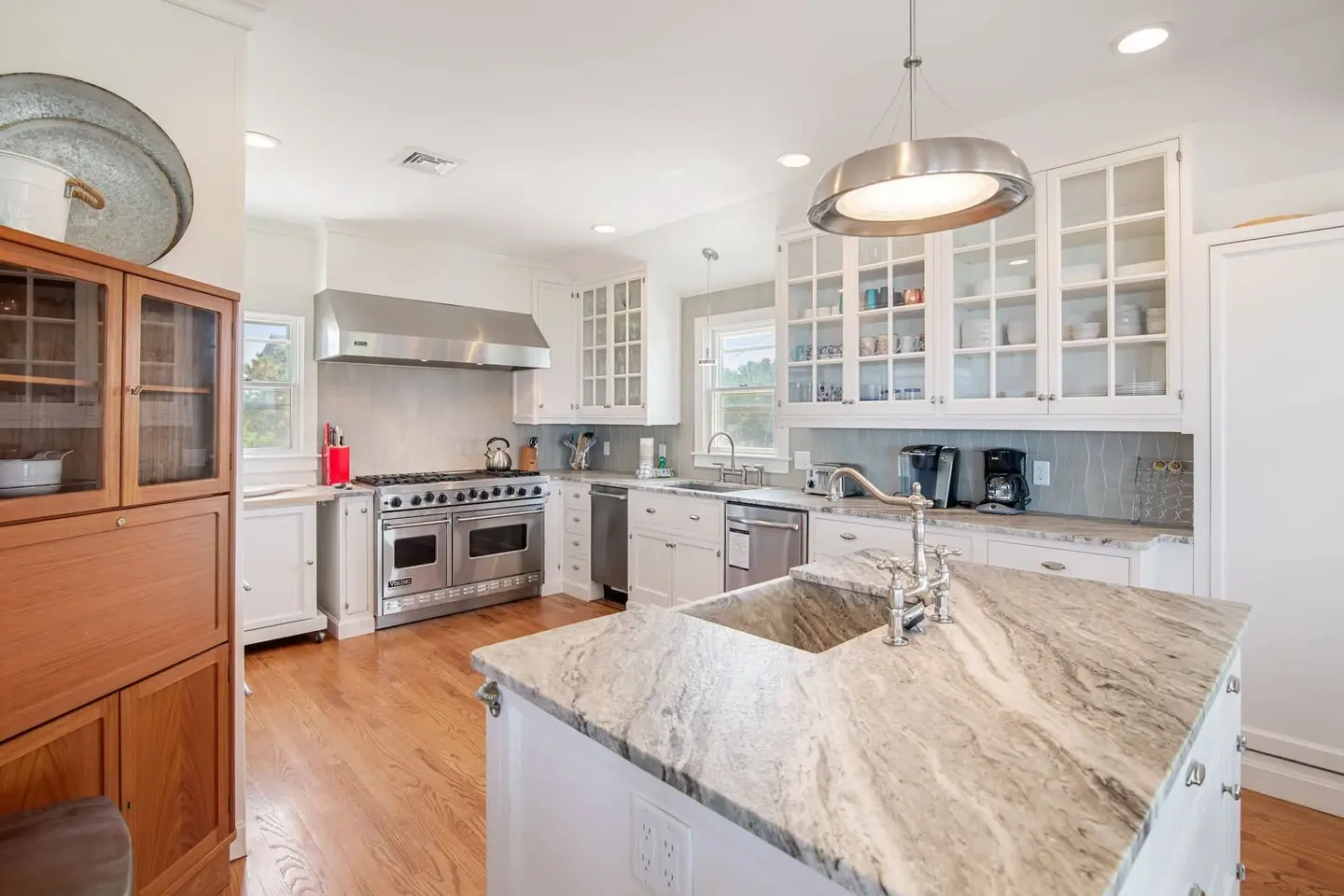 Photo 9 of Del Mar #14436 - Gorgeous Architectural Waterfront Property!