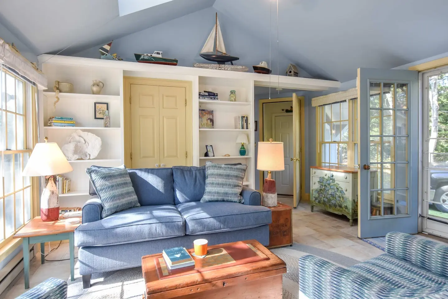 Photo 8 of Del Mar #14459 - Walk to Water Hot Tub & Game Room!