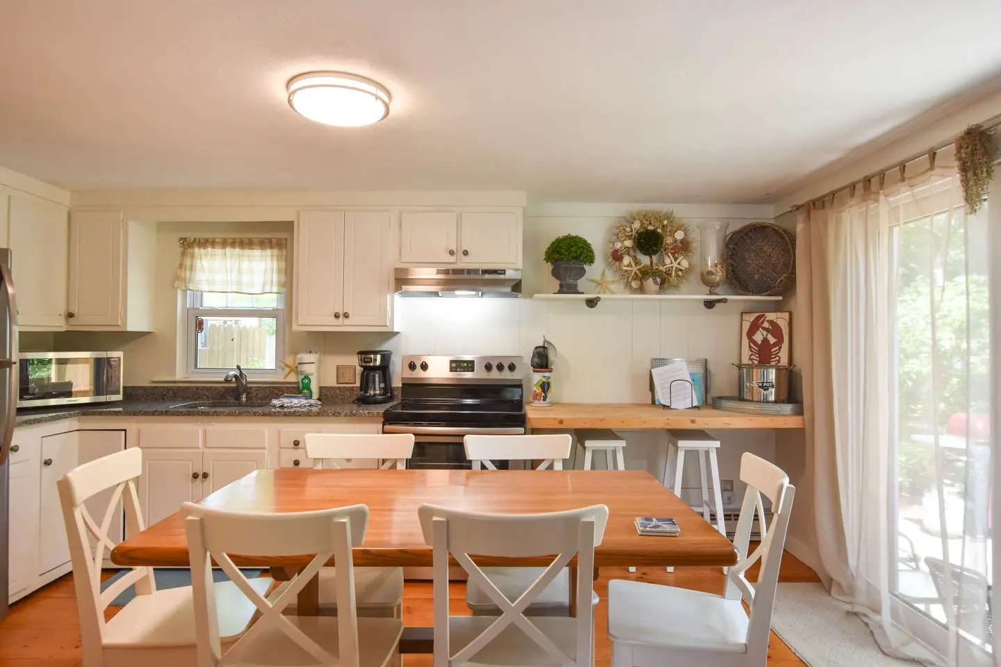 Photo 9 of Del Mar #14462 - Great Home with Game Space, 0.8 miles from Cooks Brook Beach!