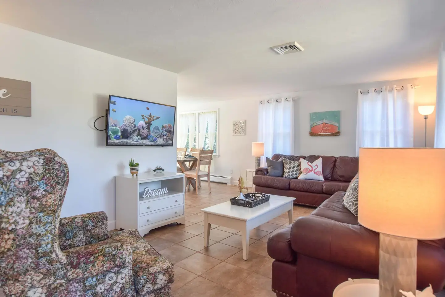 Photo 5 of Del Mar #14465 - Beach House Short Walk to Kingsbury Beach!