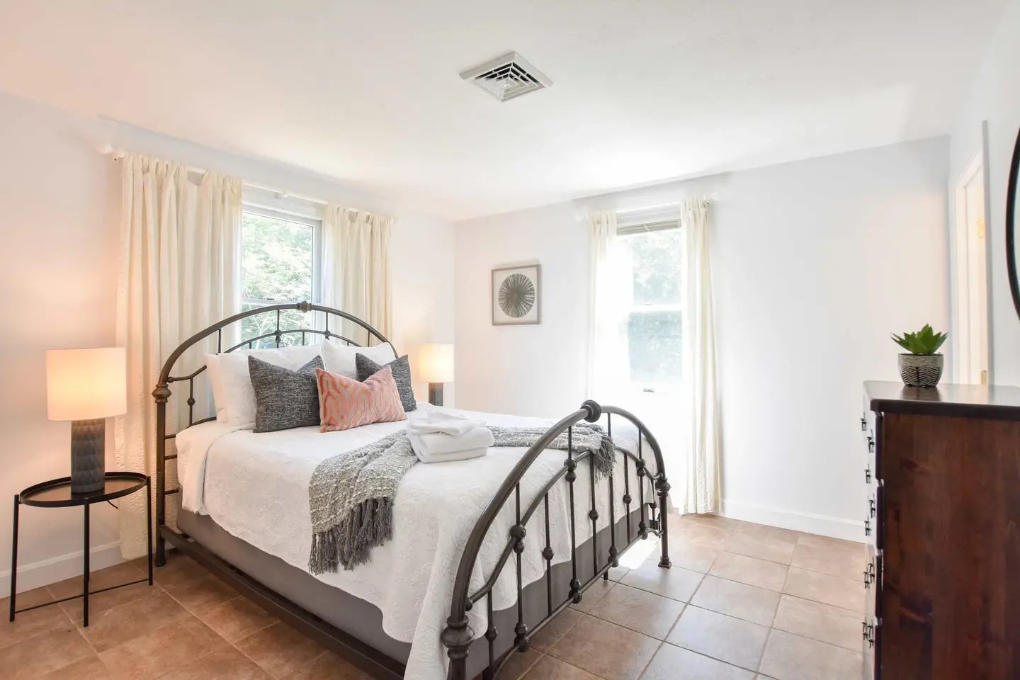 Photo 10 of Del Mar #14465 - Beach House Short Walk to Kingsbury Beach!