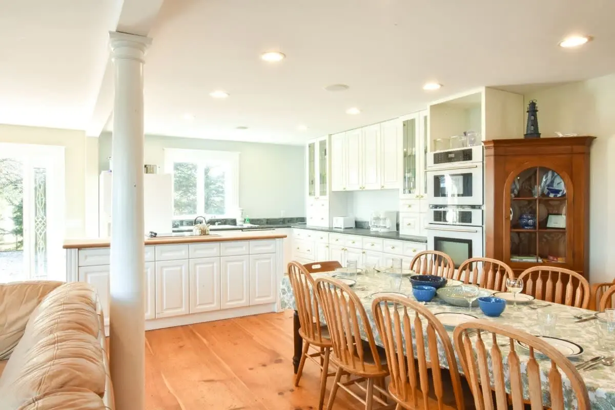 Photo 4 of Del Mar #14477 - Waterfront Fun at this Huge Family Estate!