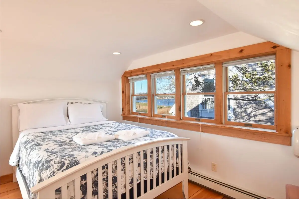 Photo 3 of Del Mar #14479 - Cute Cottage Living by the Sea!