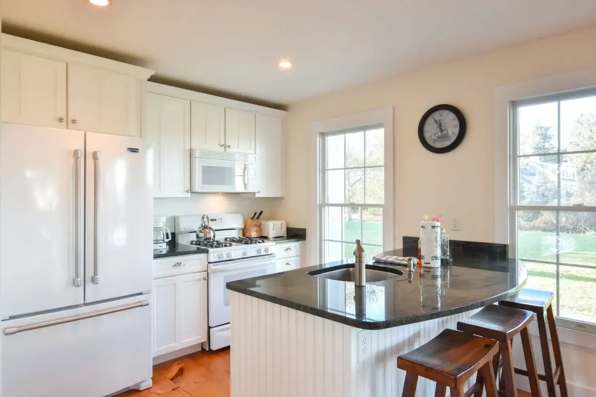 Photo 10 of Del Mar #14480 - Newly updated spacious steps to water!