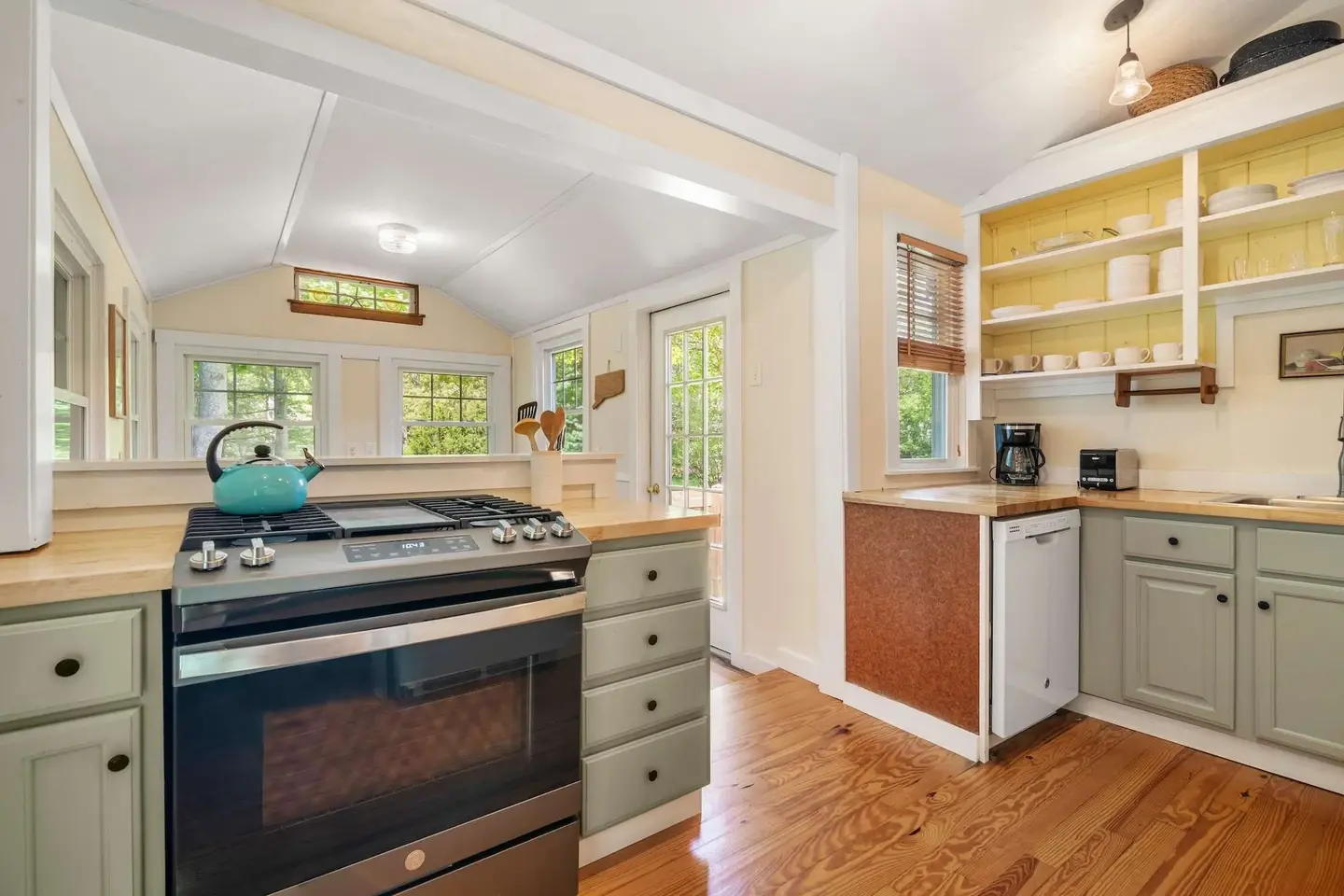 Photo 3 of Del Mar #14500 - Half Mile to Private Association Beach!