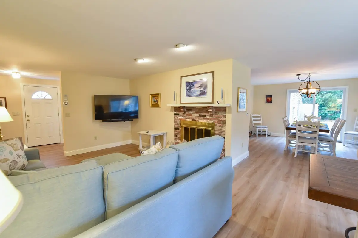 Photo 6 of Del Mar #14511 - Sunroom, Mins to Beaches, Central AC!