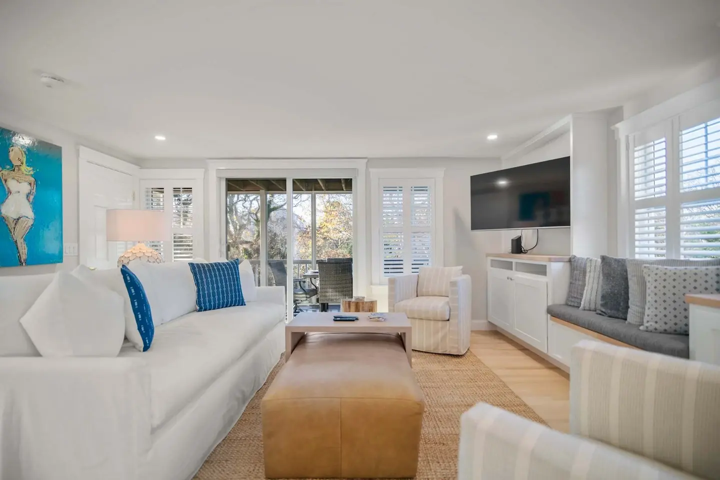 Photo 6 of Del Mar #14522 - Walk to beach, private patio!