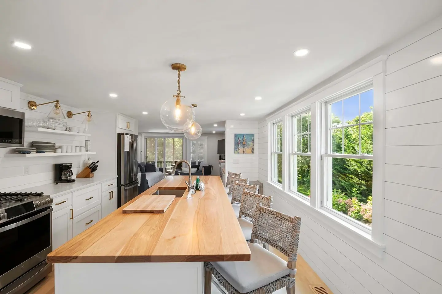 Photo 10 of Del Mar #14522 - Walk to beach, private patio!