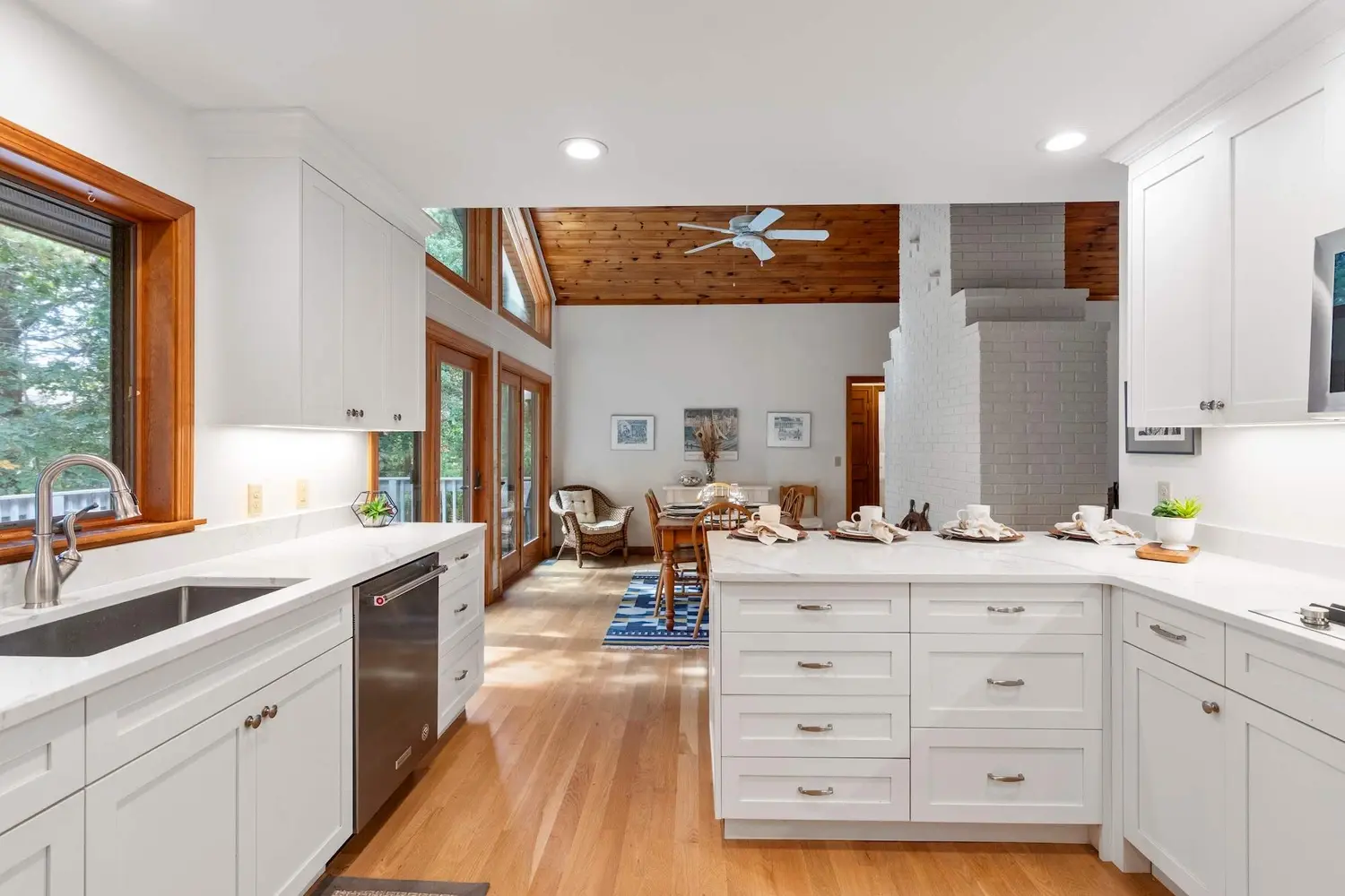 Photo 10 of Del Mar #14527 - Game Room, Central AC, Short Drive to Beaches!