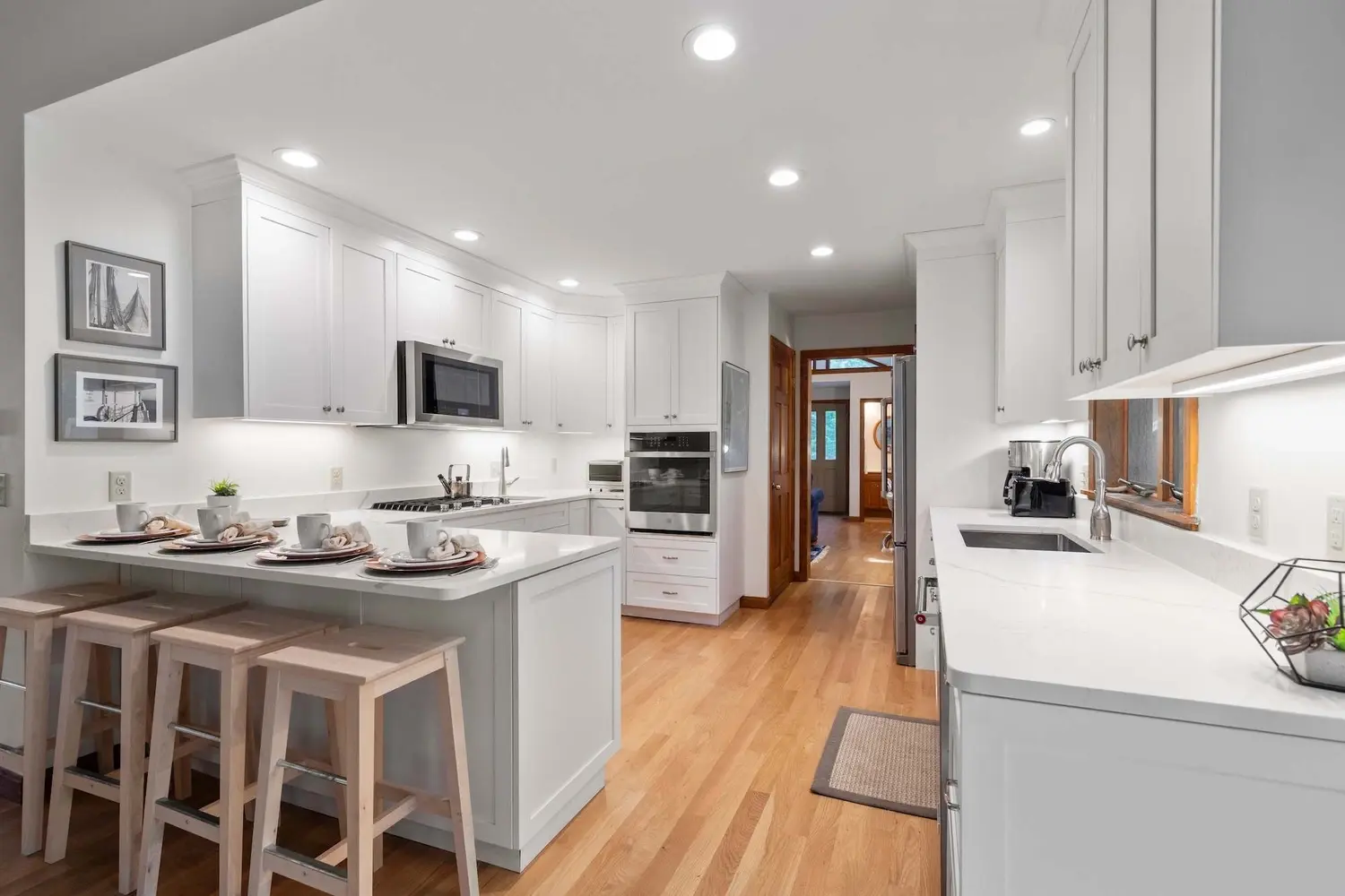 Photo 2 of Del Mar #14527 - Game Room, Central AC, Short Drive to Beaches!