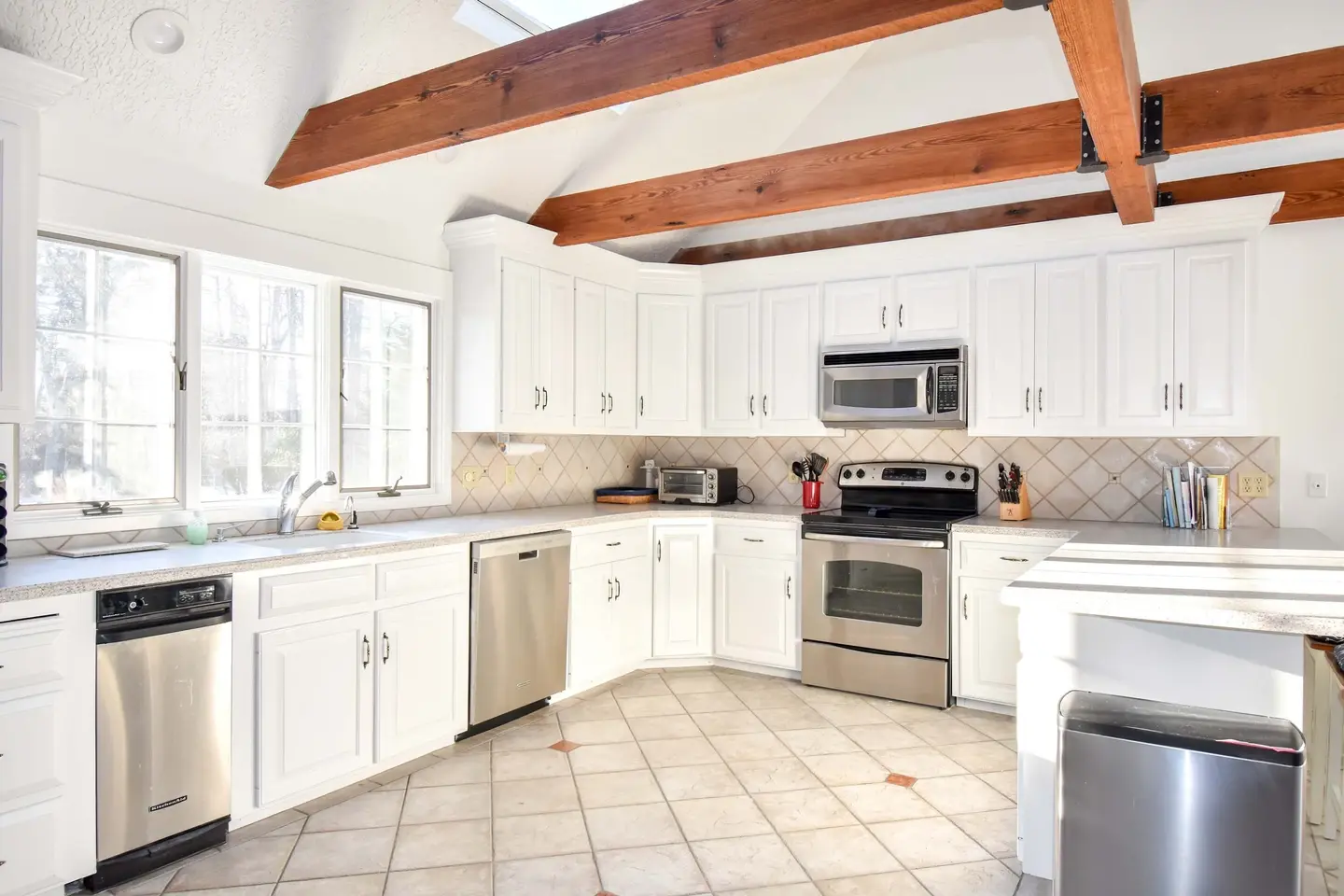 Photo 5 of Del Mar #15517 - Private pool 3 mins to Skaket Beach!