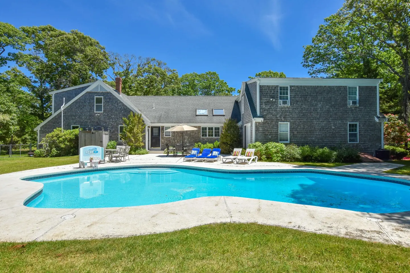 Photo 3 of Del Mar #15517 - Private pool 3 mins to Skaket Beach!