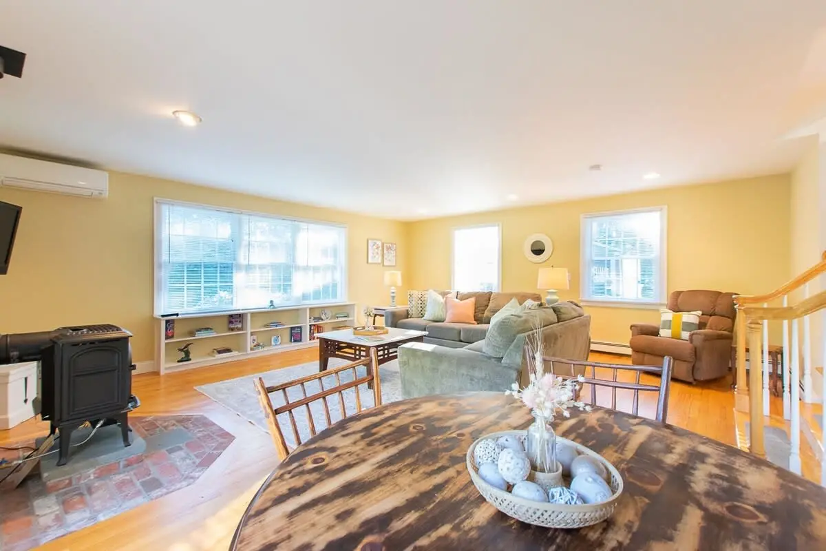 Photo 9 of Del Mar #15542 - 4-5 Min to Mill Pond or Nauset Beach!