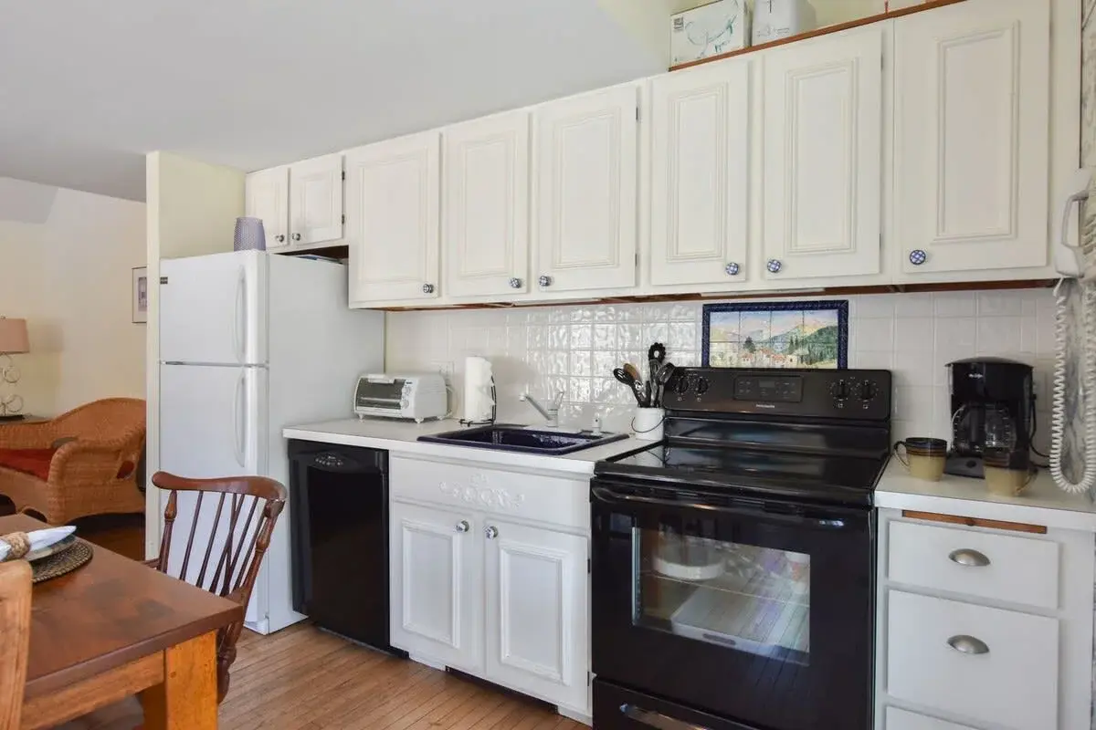 Photo 8 of Del Mar #15557 - Walk 5 Minutes to Nauset Beach!