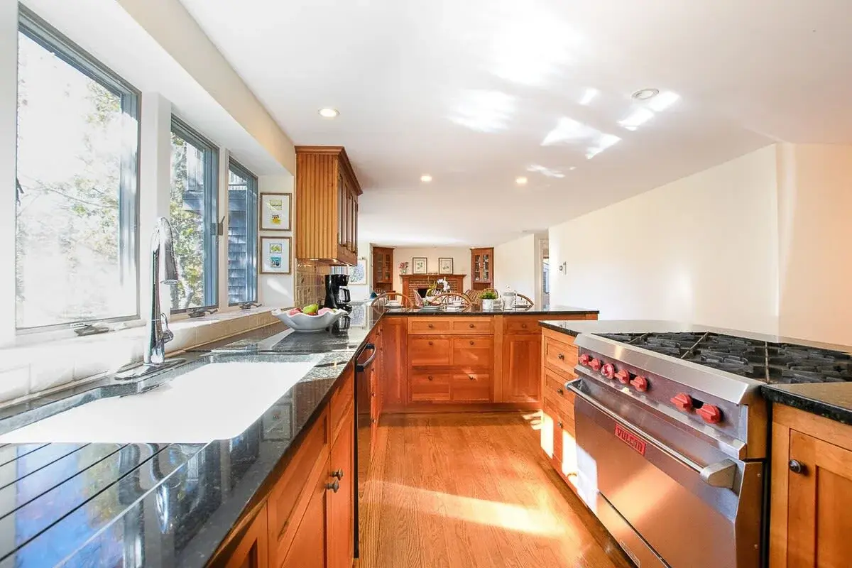 Photo 3 of Del Mar #15563 - Steps to Skaket Beach!