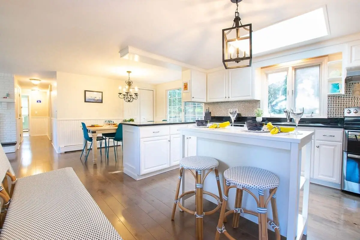 Photo 5 of Del Mar #15564 - Less than .5 Miles to Rock Harbor!