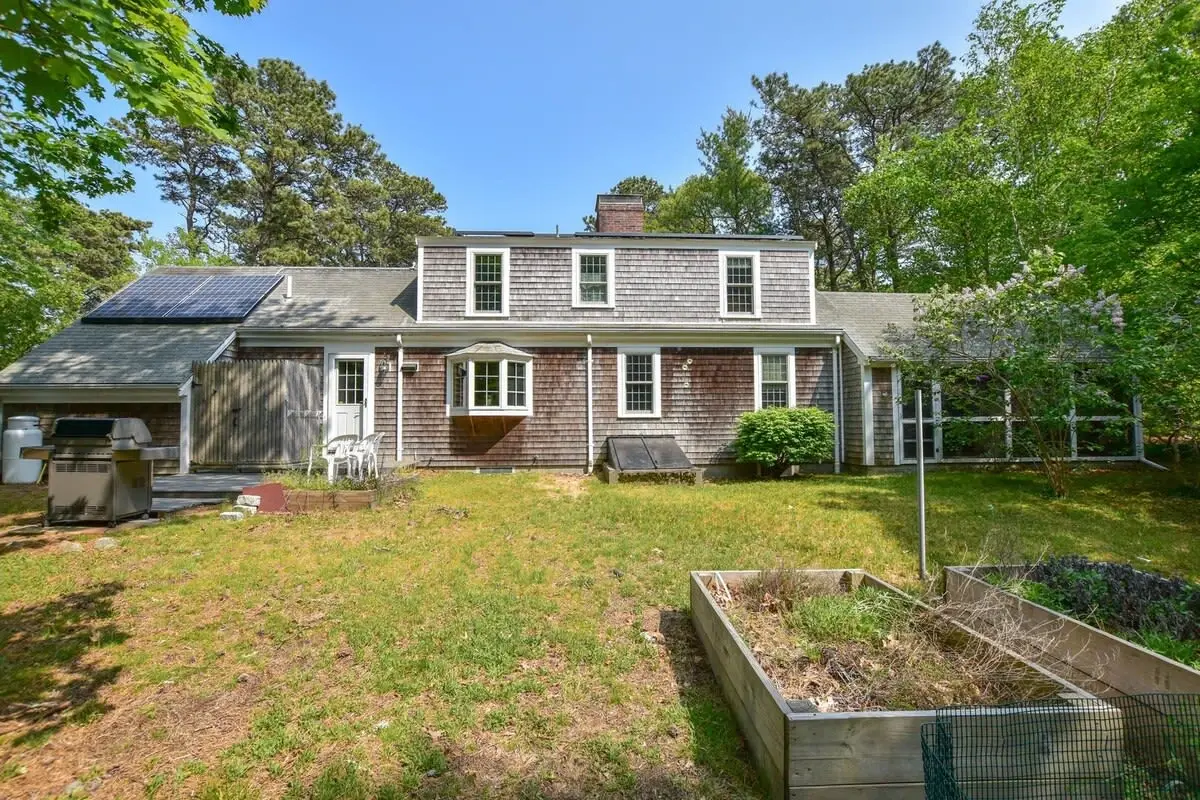 Photo 4 of Del Mar #15566 - Fantastic Home by Eldridge Park!