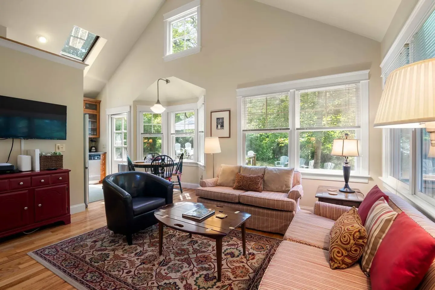 Photo 3 of Del Mar #15583 - Walk to Beach, Close to Town!