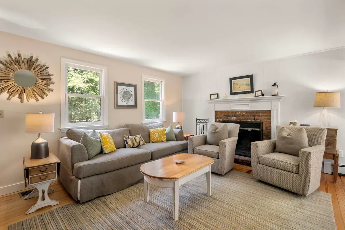 Photo 4 of Del Mar #16601 - Great Location Outdoor Space Dog Friendly