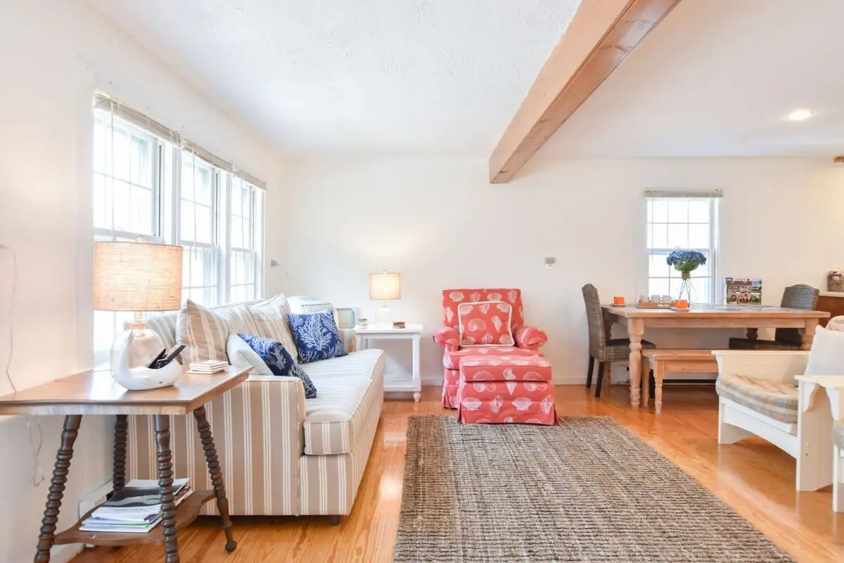 Photo 10 of Del Mar #16605 - Lovely Home Minutes from Beach in Chatham!