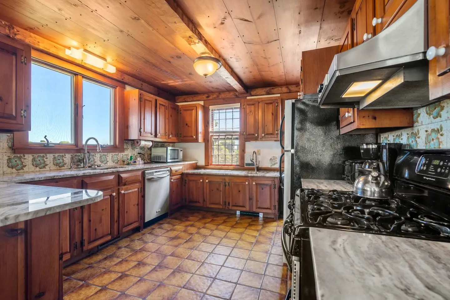 Photo 7 of Del Mar #16611 - Stunning Water Views 2 Decks! By Beach!